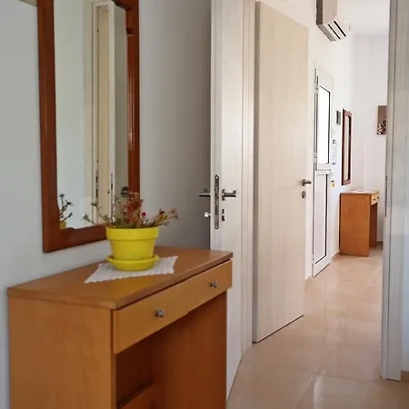Eleni Apartment